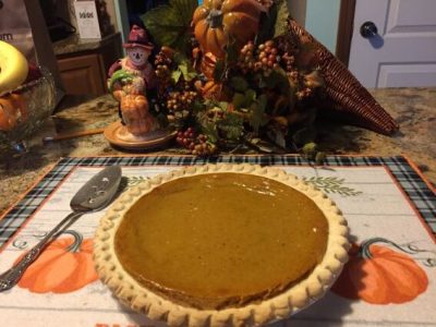 Traditional Homemade Pumpkin Pie Recipe. How to Make Pumpkin Pie.