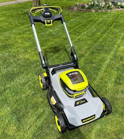 Lawnmower, Lawncare